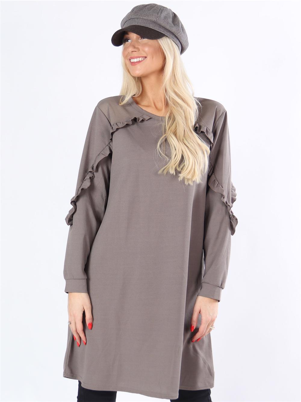 Disa - Armygrøn langærmet kjole med flæsekanter